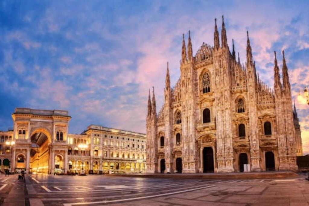 Luxury Loft On The Duomo Wifi & Netflix Apartment Milan Exterior photo